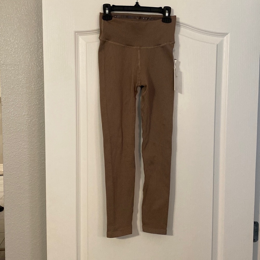 Good American Seamless Chunky Rib Legging